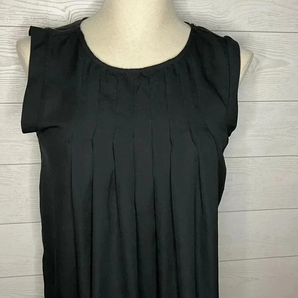 Merona casual pleated black sleeveless  top  Size XS
